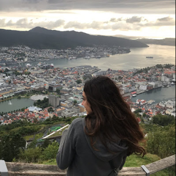 julielahoud